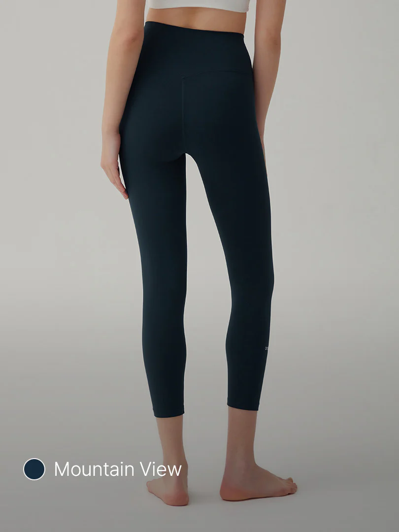Airywin Capri Leggings - Image 7